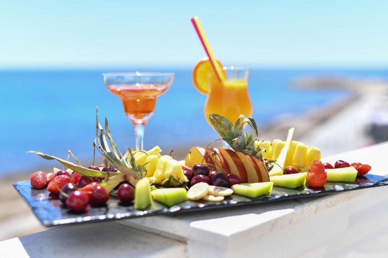 Iliad Hotel