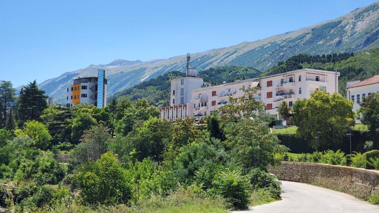 Alvero Hotel