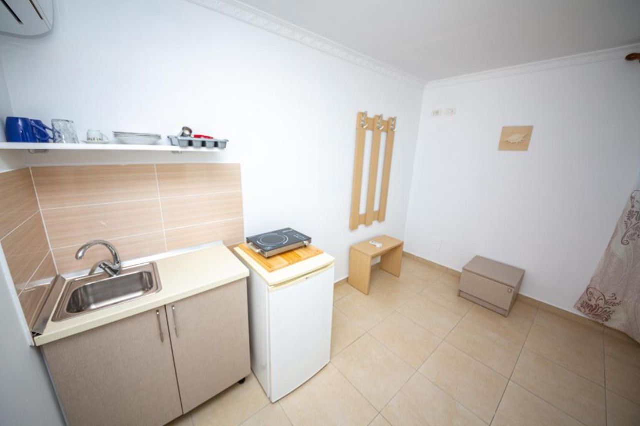 Himara Apartments
