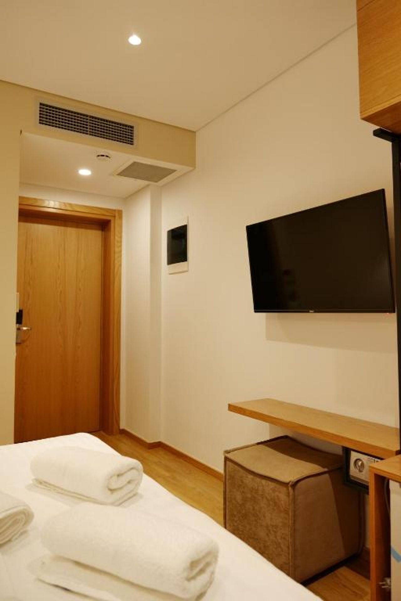 Noi Hotel