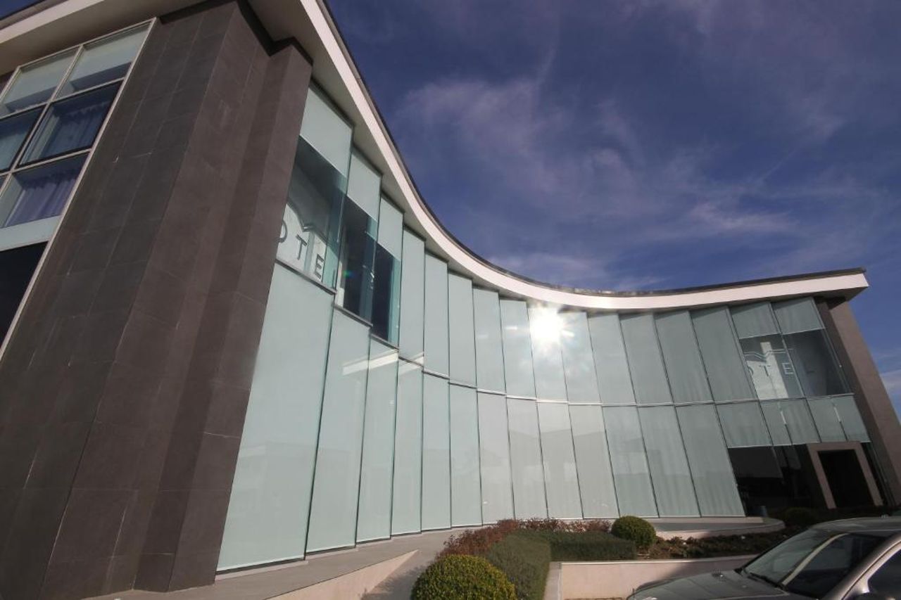 Albes Hotel