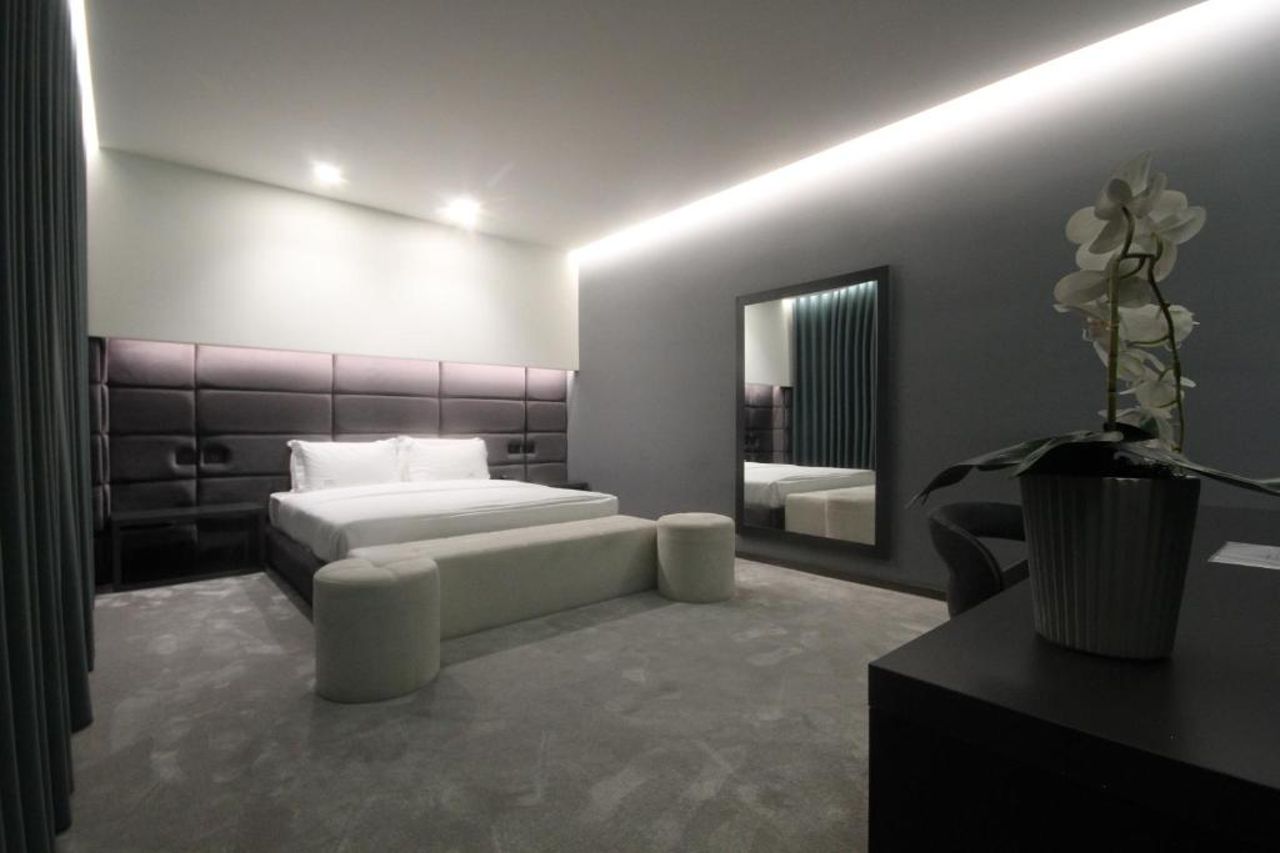 Albes Hotel