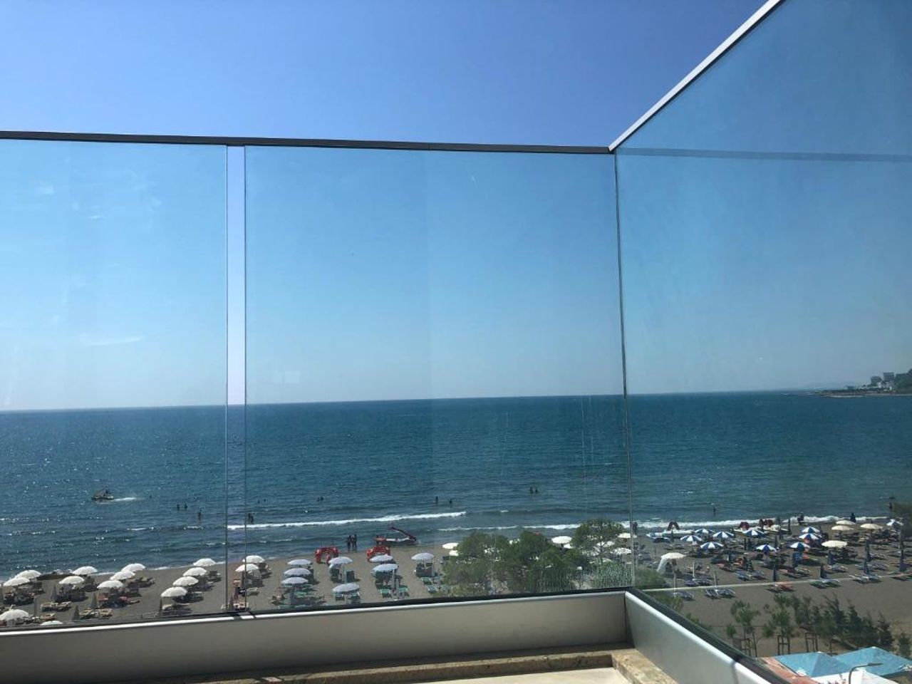 Hotel Bar Restaurant Triumf Shengjin