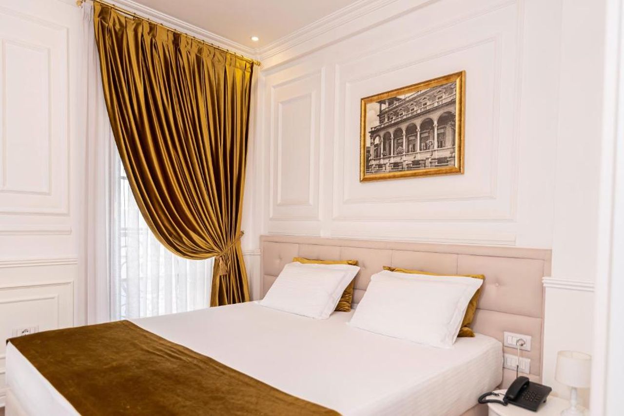 Eler Hotel