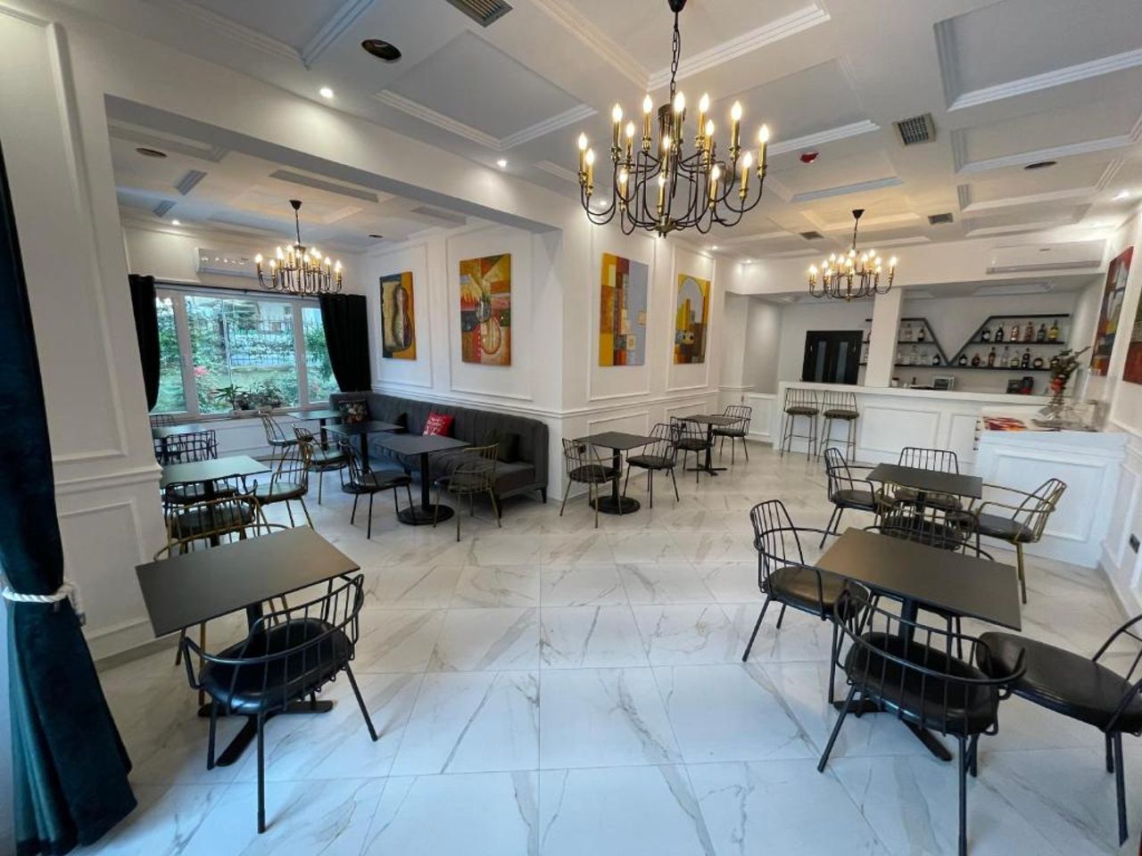 Venis Hotel