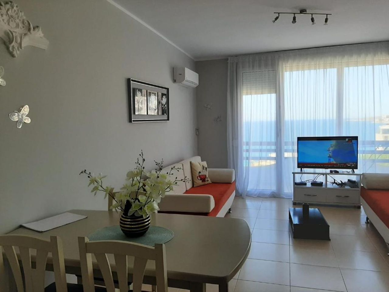 Valentino apartments Bouganville Bay Saranda