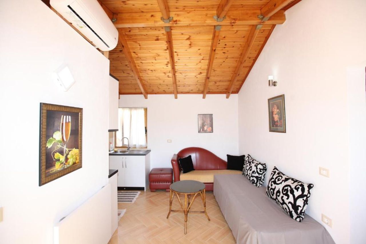 Nika Hotel