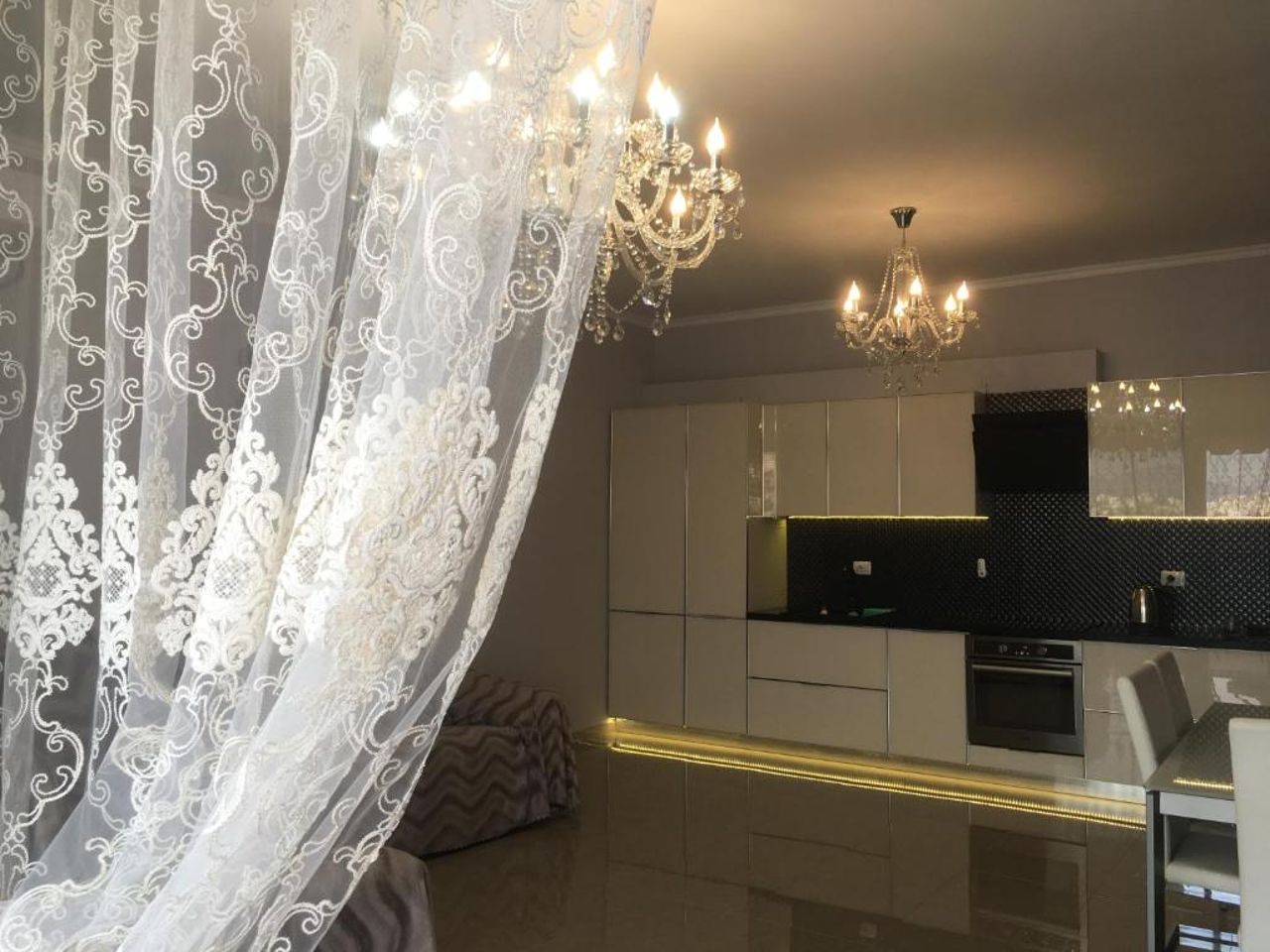 Royal Queen and King Luxury apartment