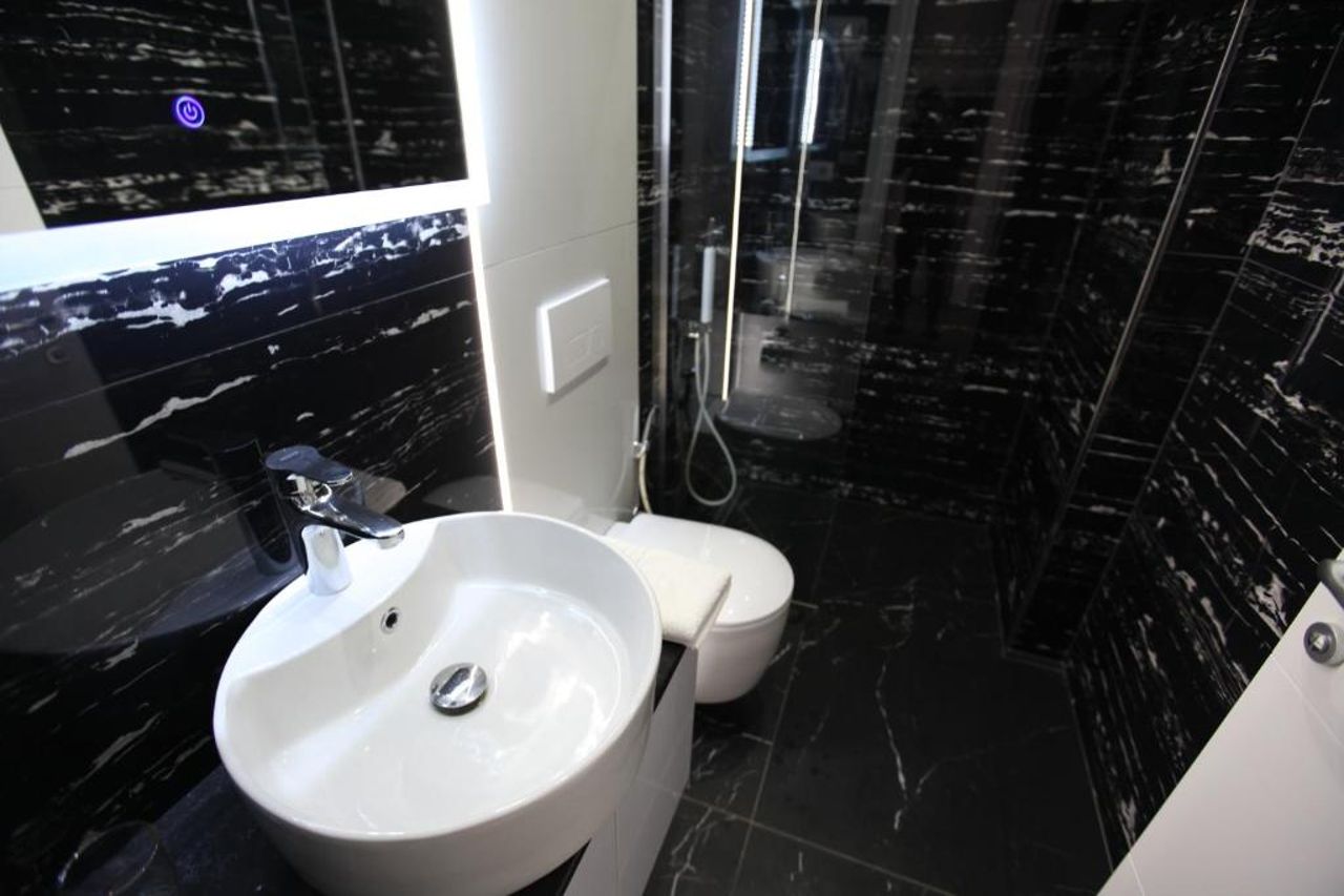 Ksamil Central Park Hotel