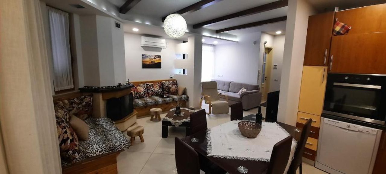 Villa "GREEN PARADISE"