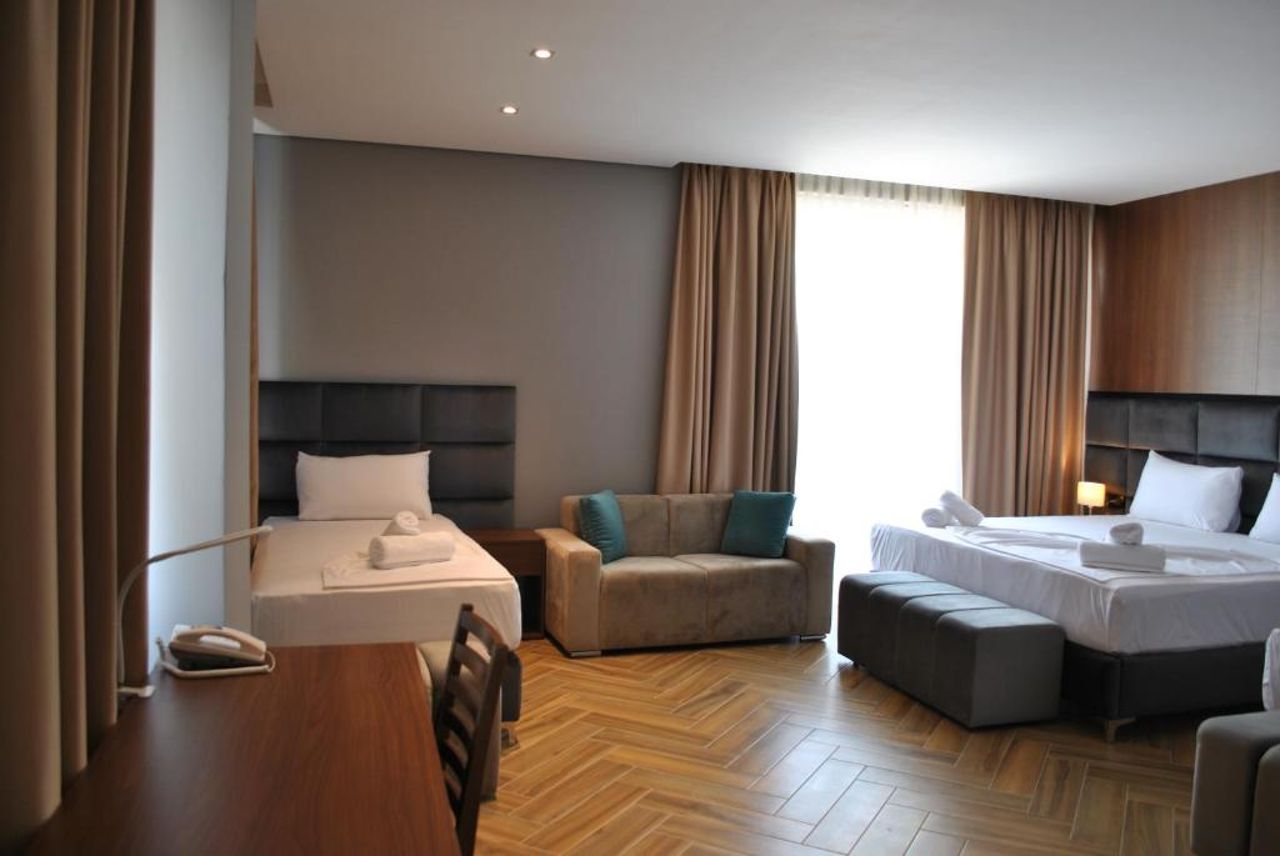 Twin Towers Hotel City & Beach Resort