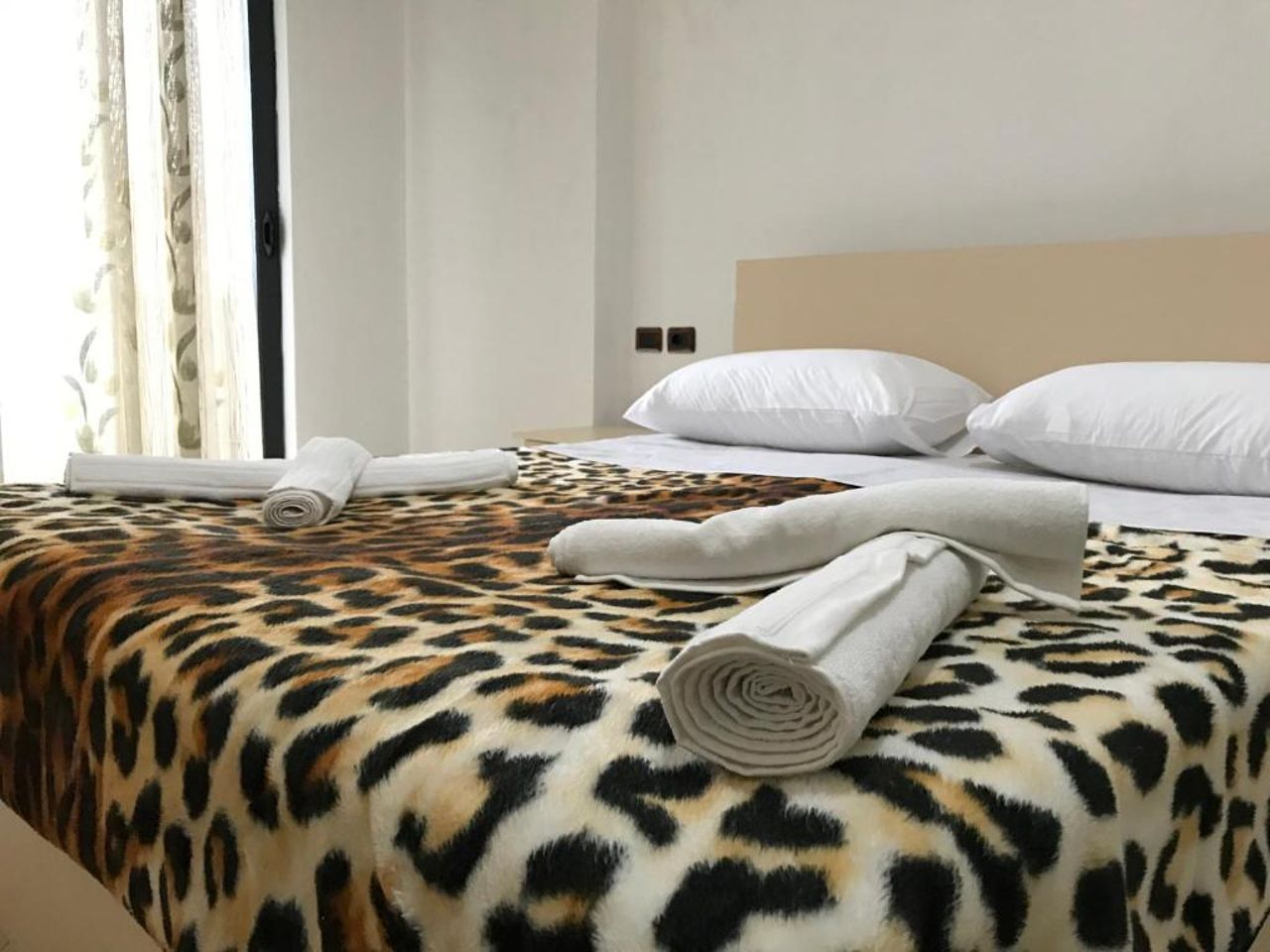 Home Sweet Home 1 - Guest House
