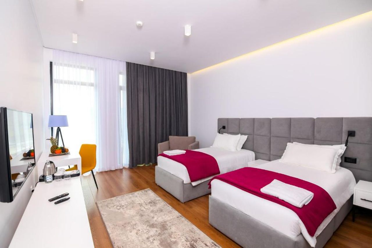 N Hotel BY NOSHI