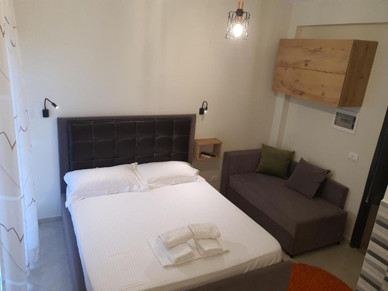 Deni Sea View Apartment