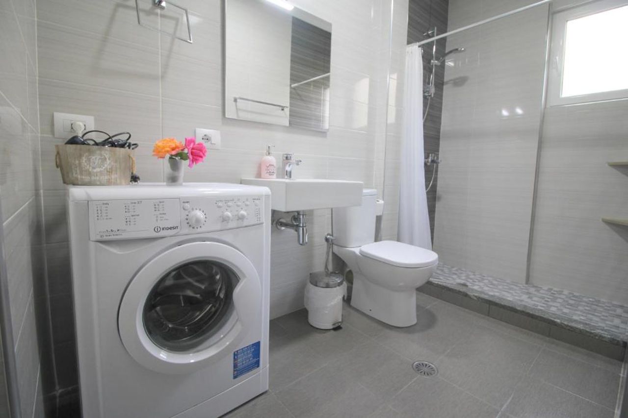 Kosta's Apartment