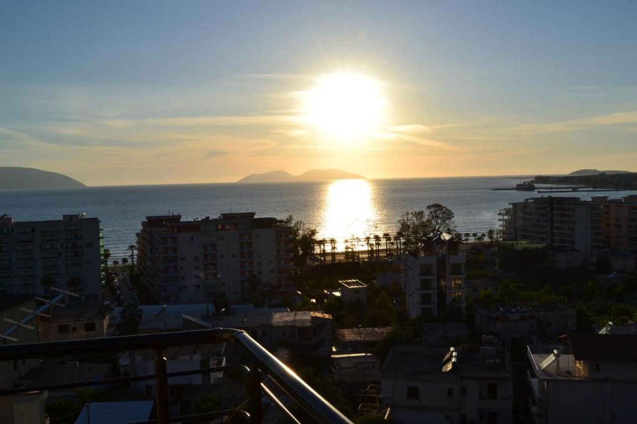 Seaview Terrace Penthouse Top Loft & Box Garage