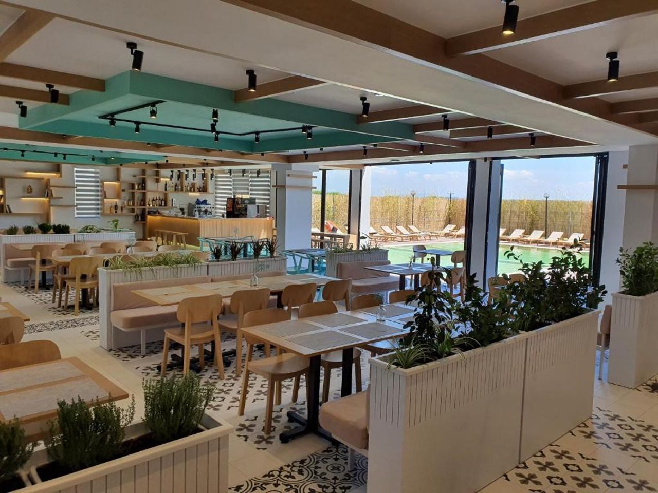 Amber Hotel Albania