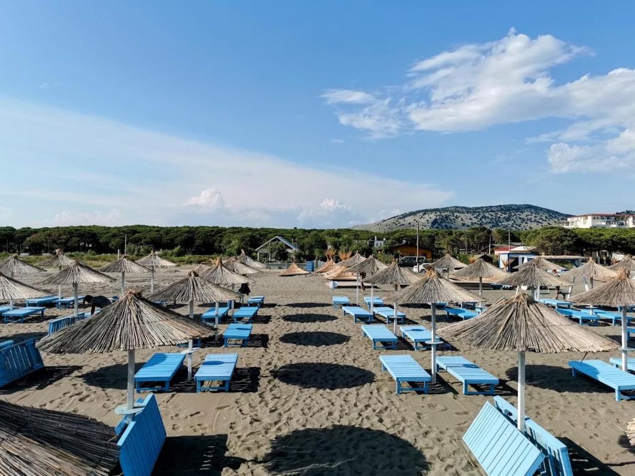 Beachfront, Tirana Guest House