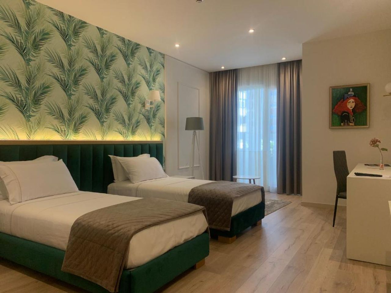 Iliad Hotel