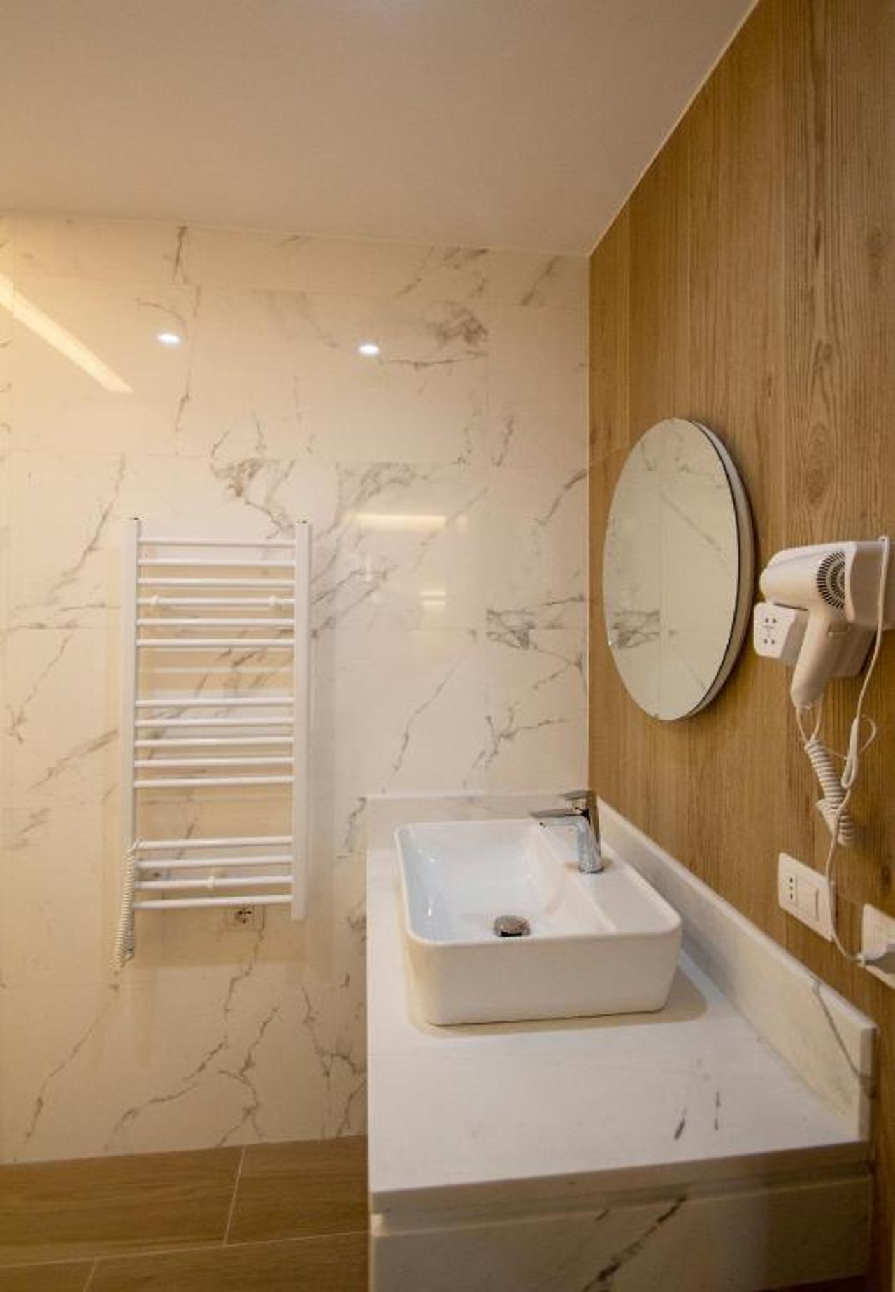 Dazur Coast Resort