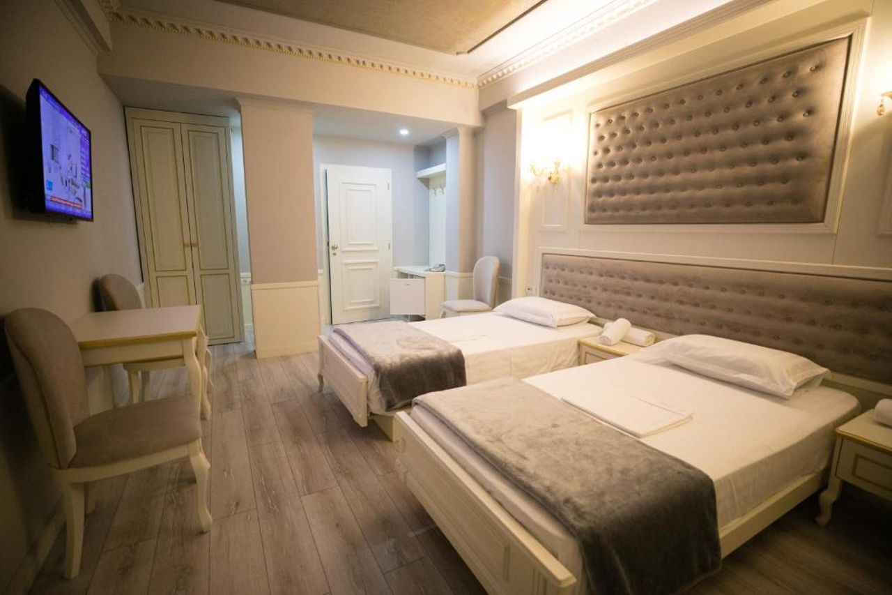 Hotel Lotus