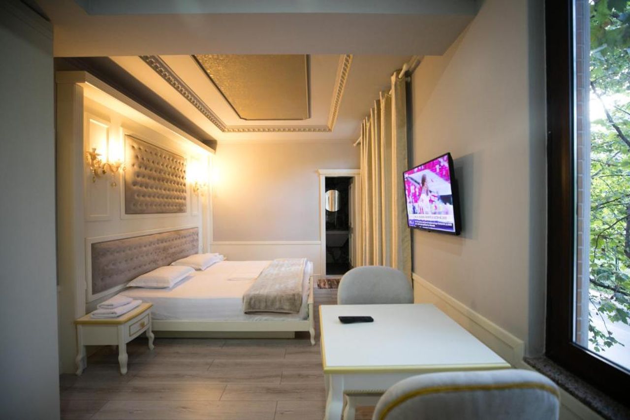 Hotel Lotus