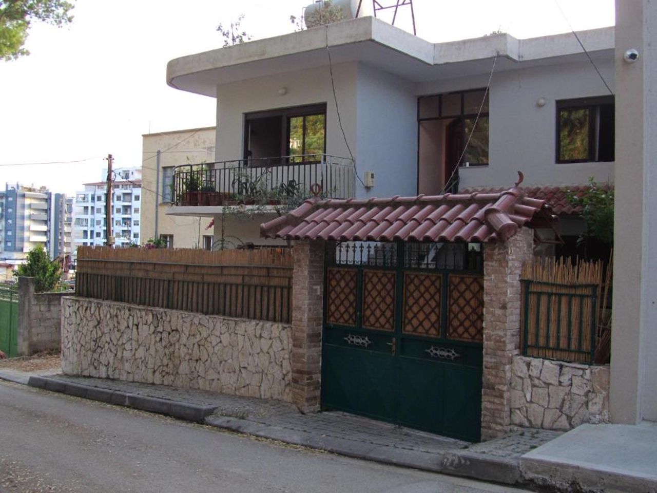 Private Apartment at Guest House Hektor & Aferdita