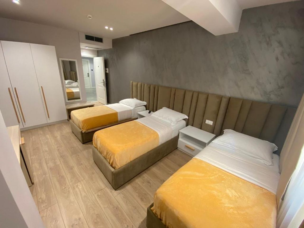 Hotel Alion