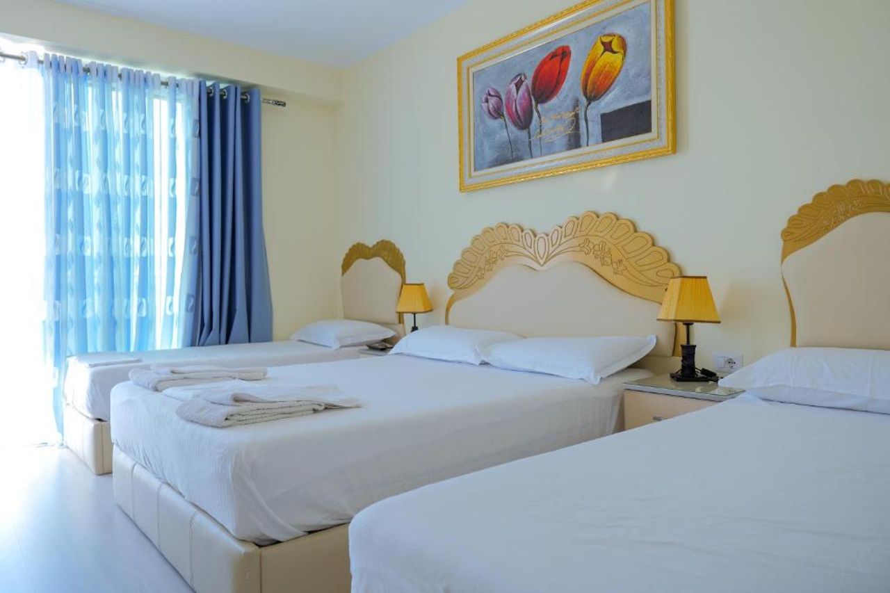 Republika Hotel