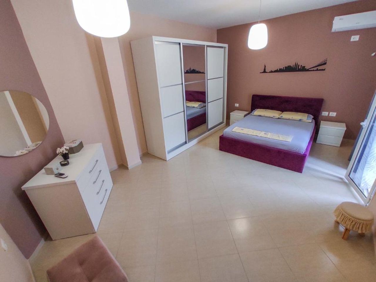 NYC Modern & Spacious Apartament 5 min from seaside
