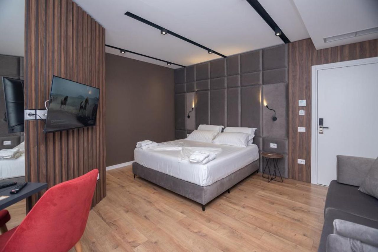 Hotel PortSide GF