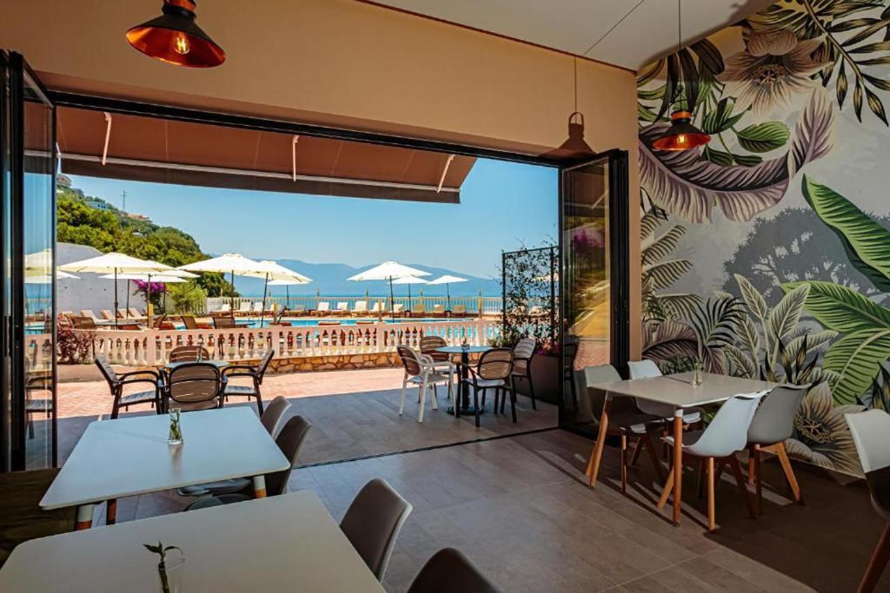 Toto Boutique Hotel & Apartments