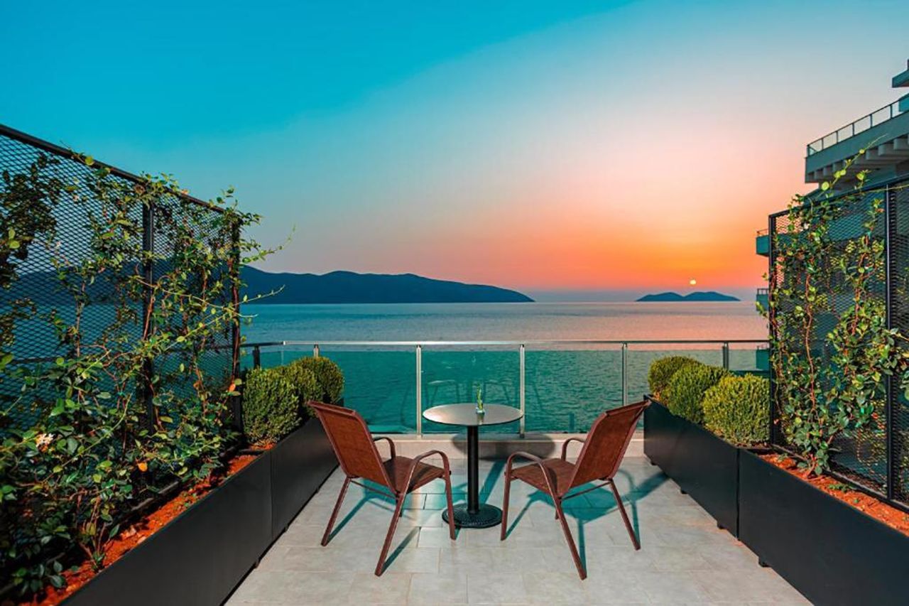 Toto Boutique Hotel & Apartments