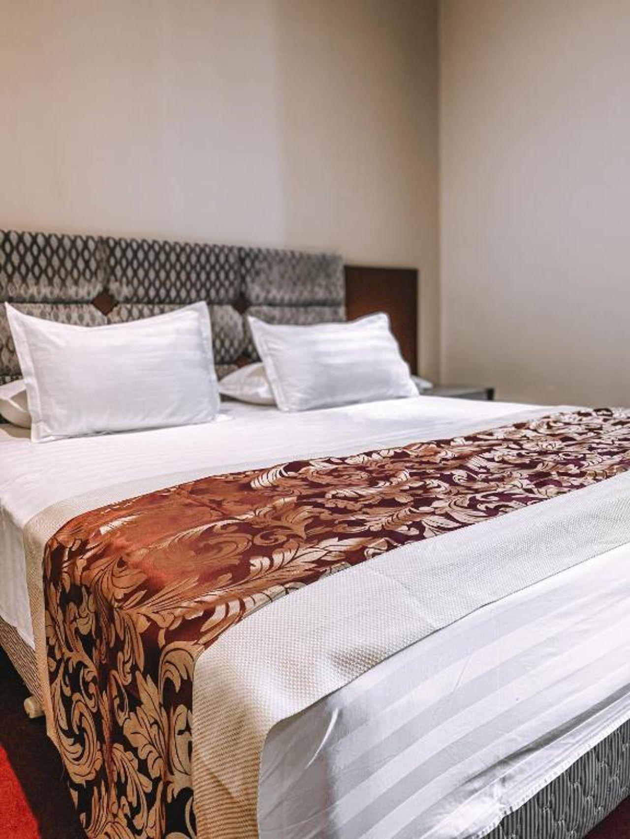 Hotel Kompleksi Arifi