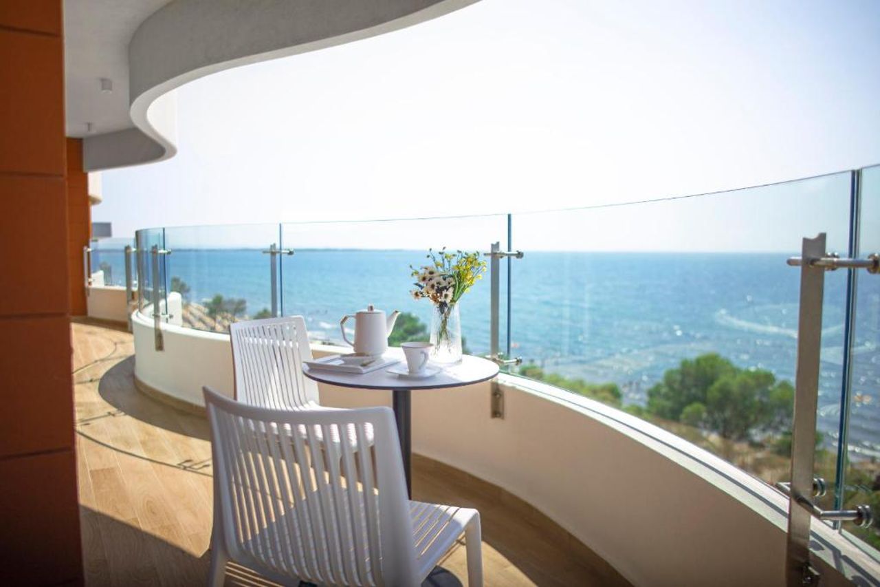 Amare Hotel