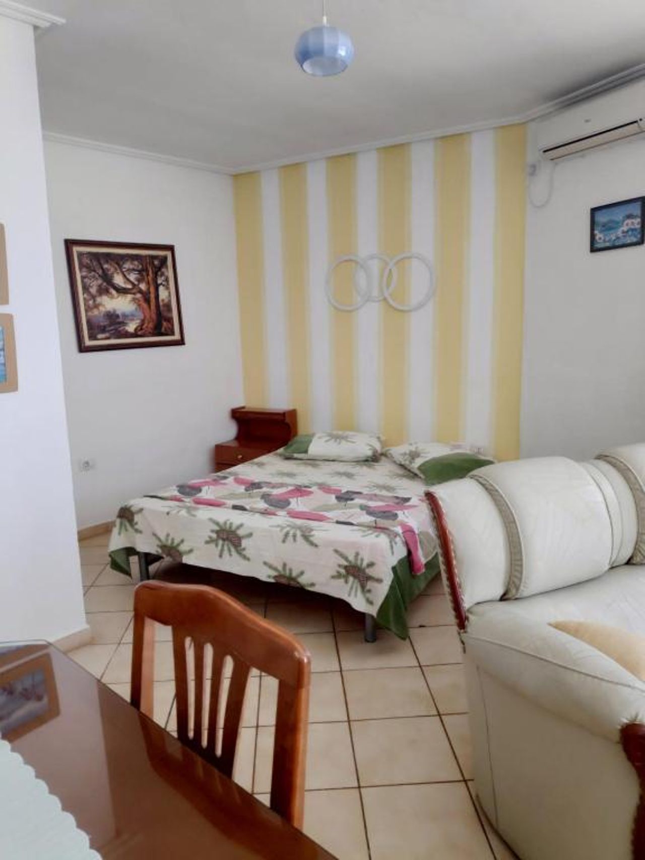 Private Studio Sea View 2 minutes away from beach