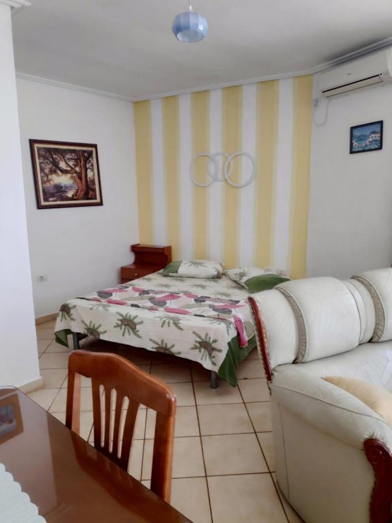 Private Studio Sea View 2 minutes away from beach