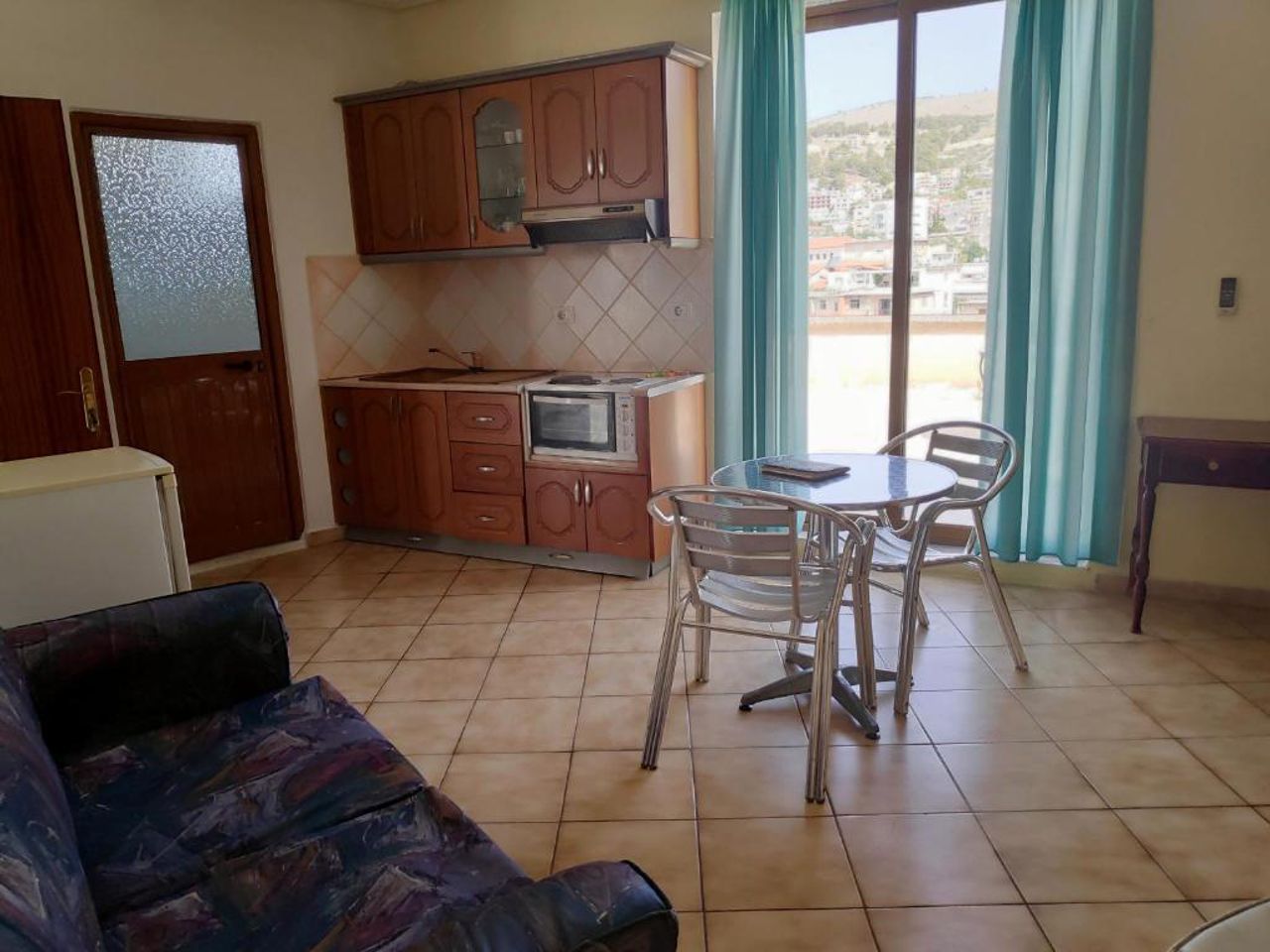 Private Studio Sea View 2 minutes away from beach