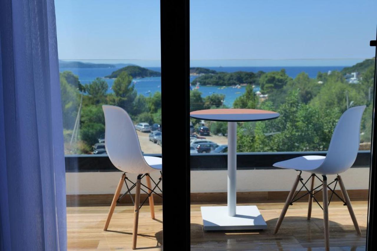 Bora Bora Hotel Ksamil