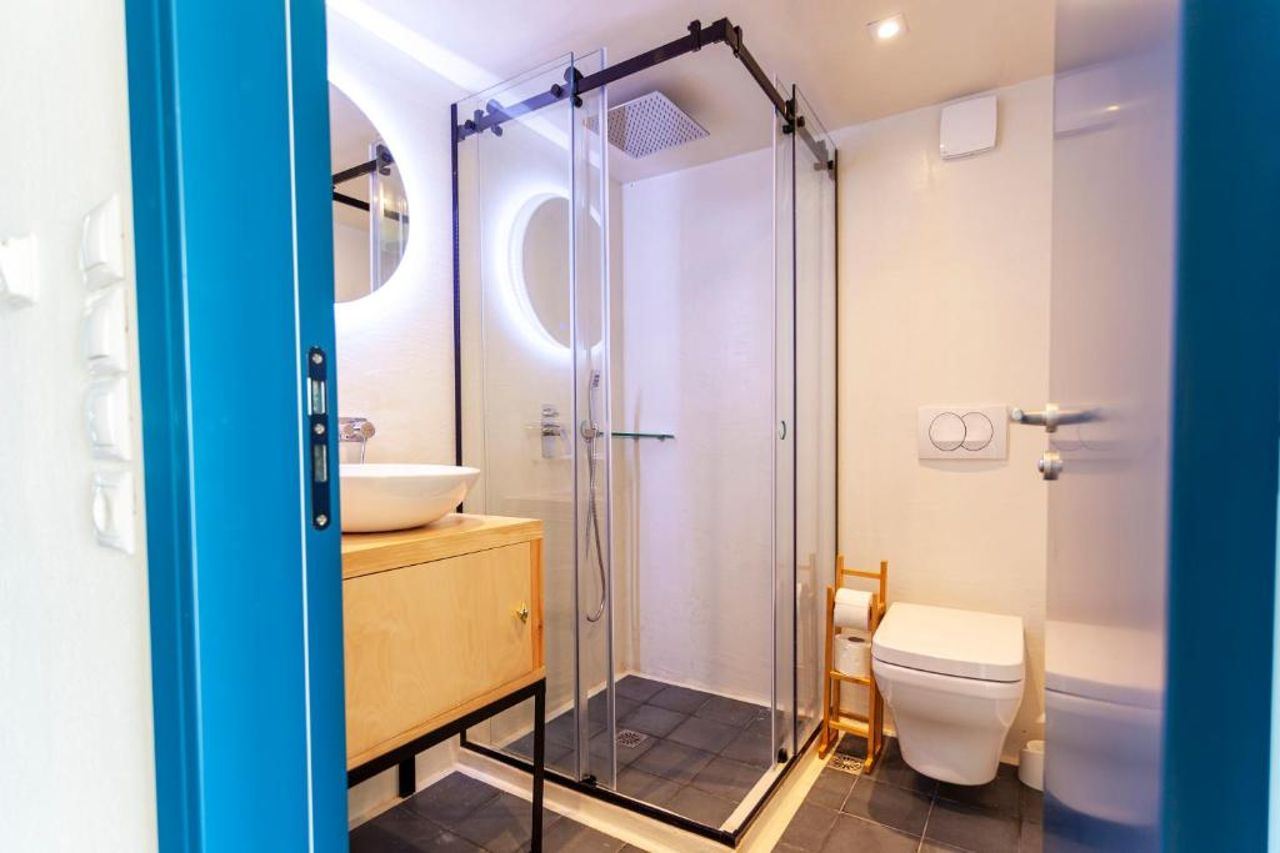 Toni Retzo Rooms