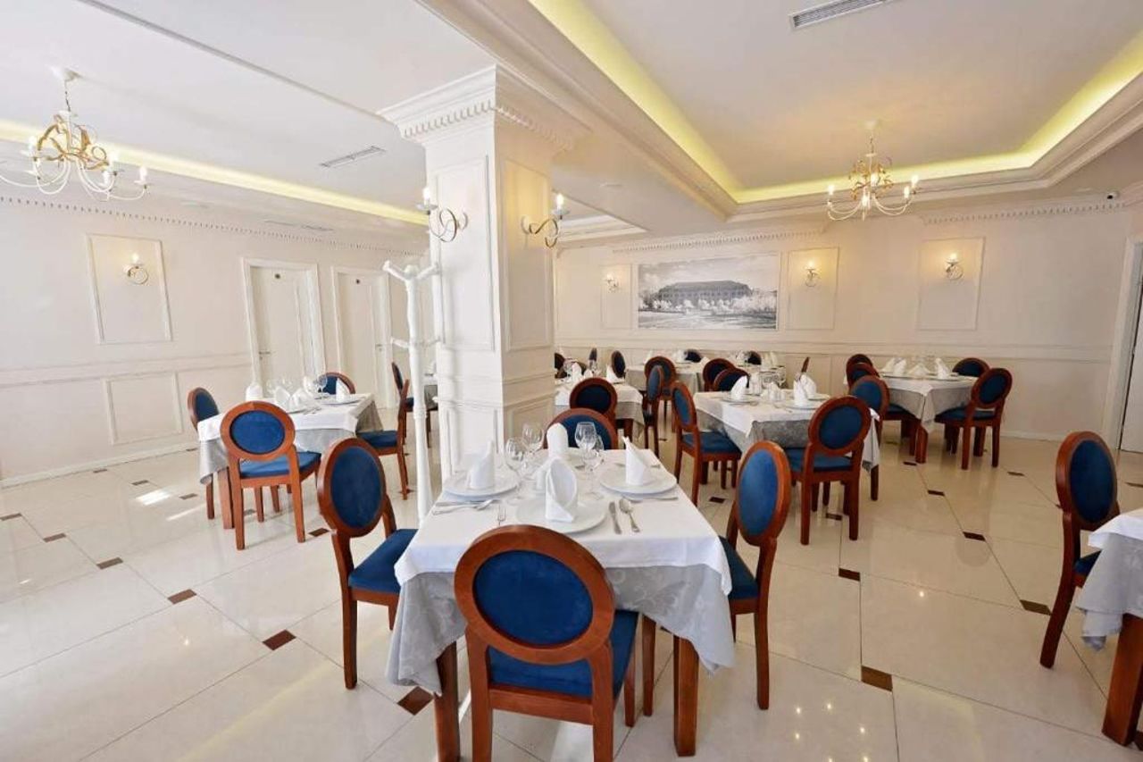 Alis Hotel