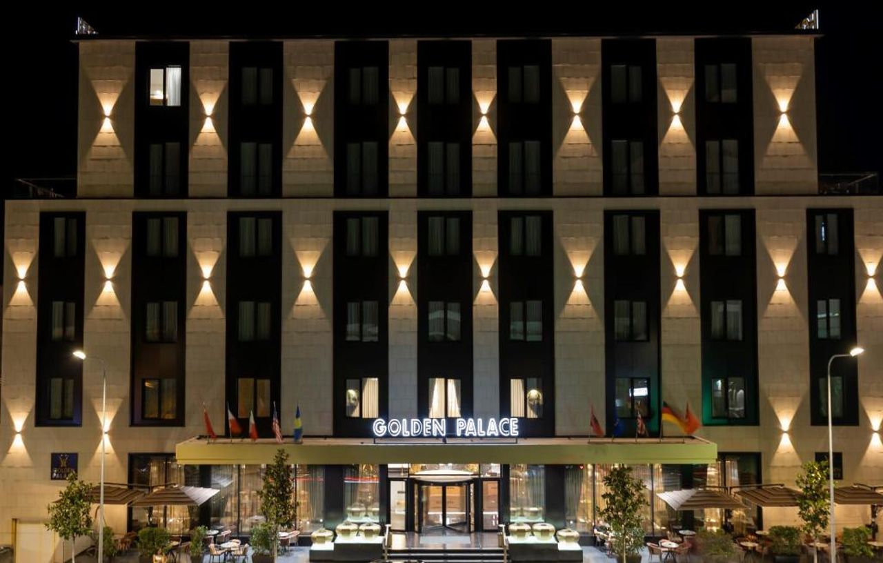 Hotel Golden Palace