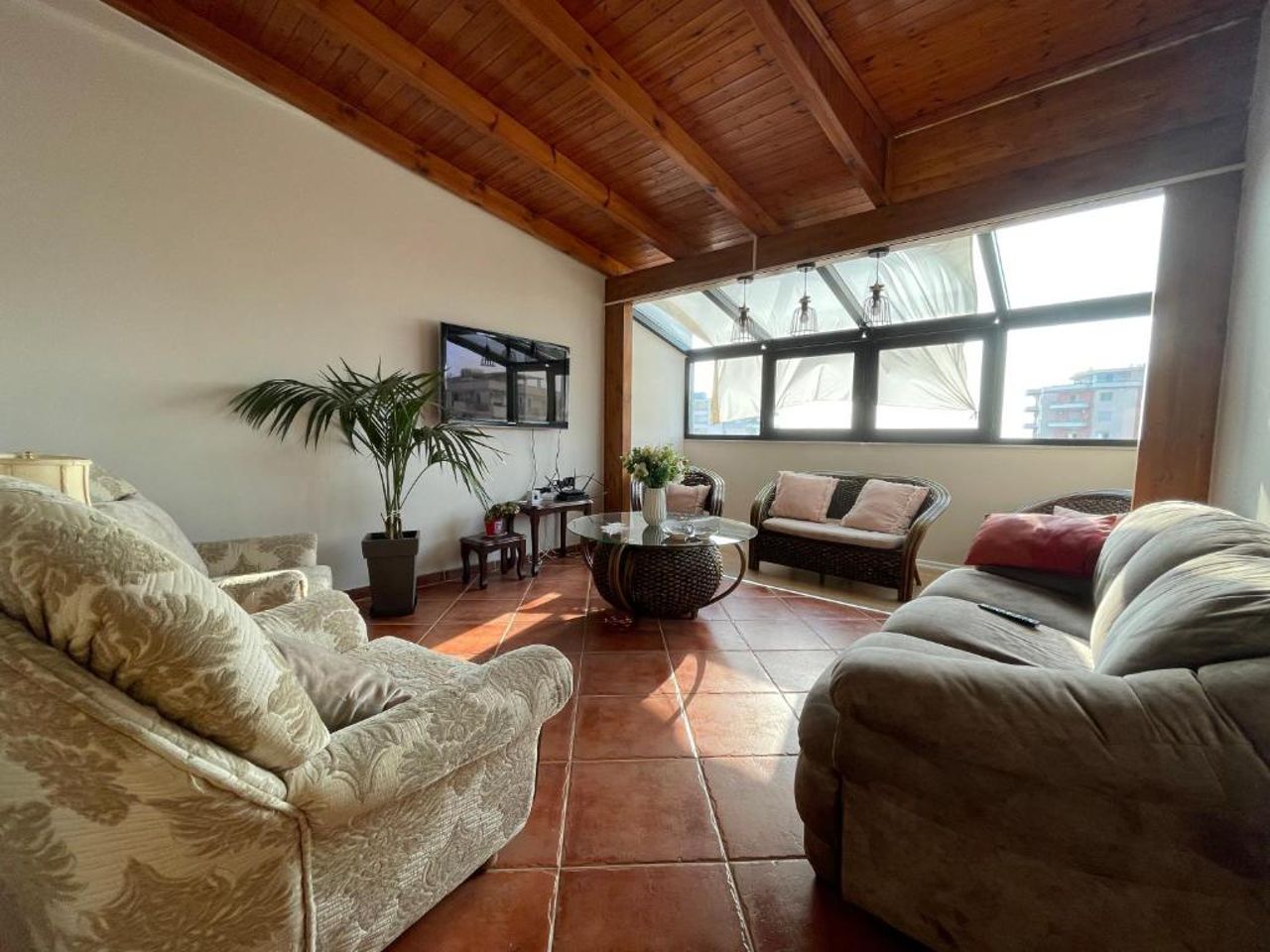 Venus - Cozy APT with Terrace