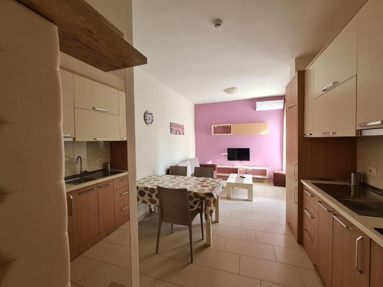 Holiday 2-Bedroom Apartment in Vlora