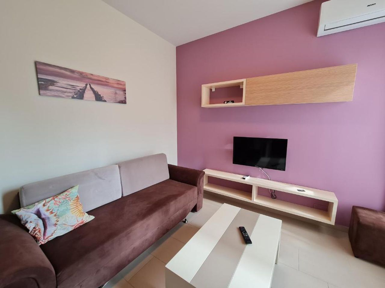 Holiday 2-Bedroom Apartment in Vlora