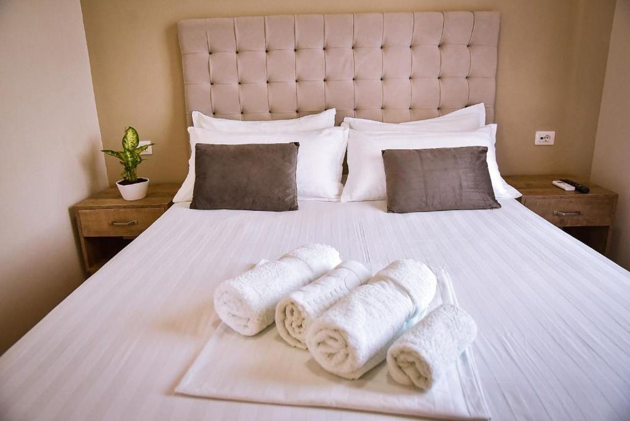 Airport Garden Hotel