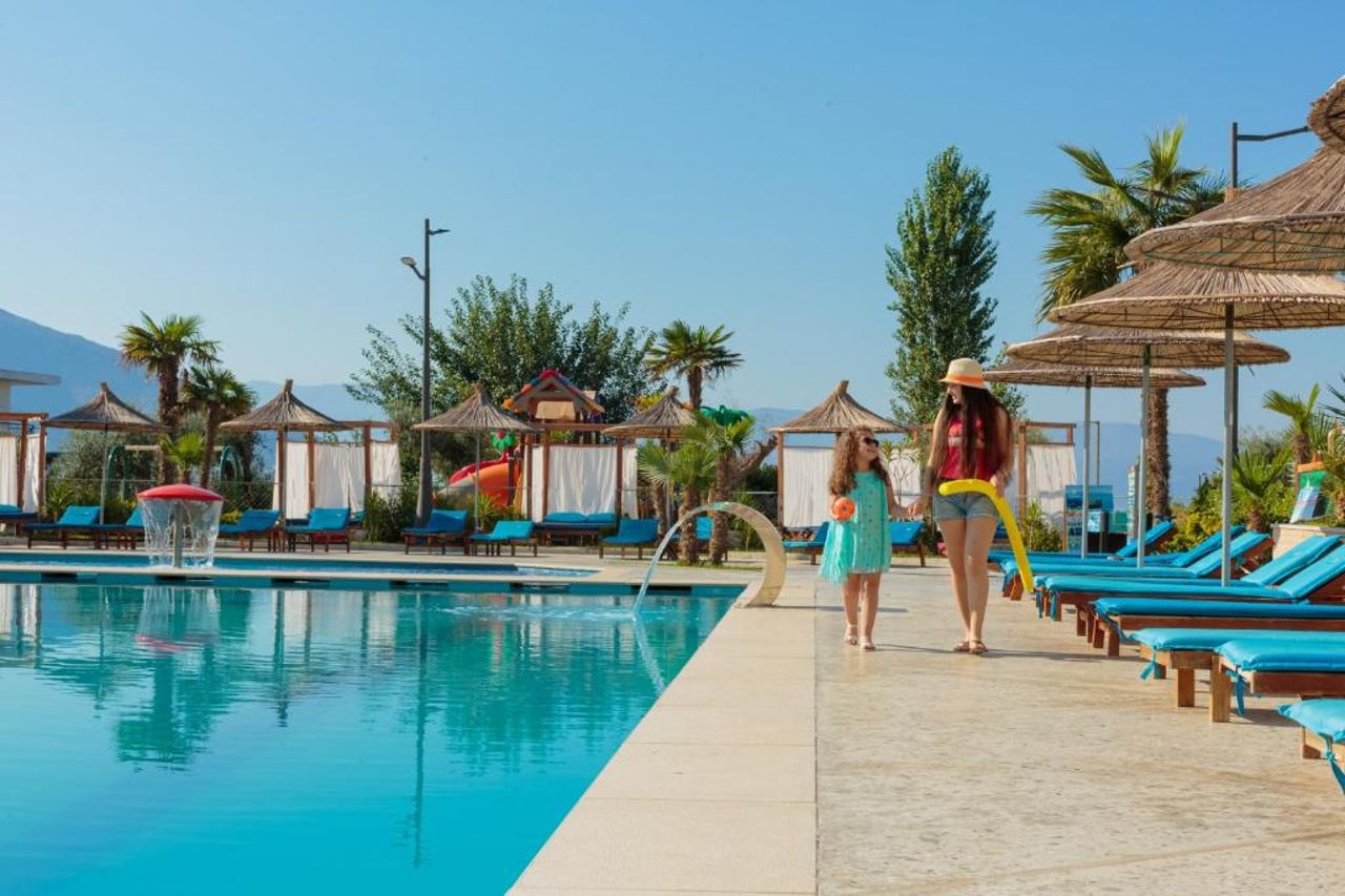 Kraal Hotel Vlore