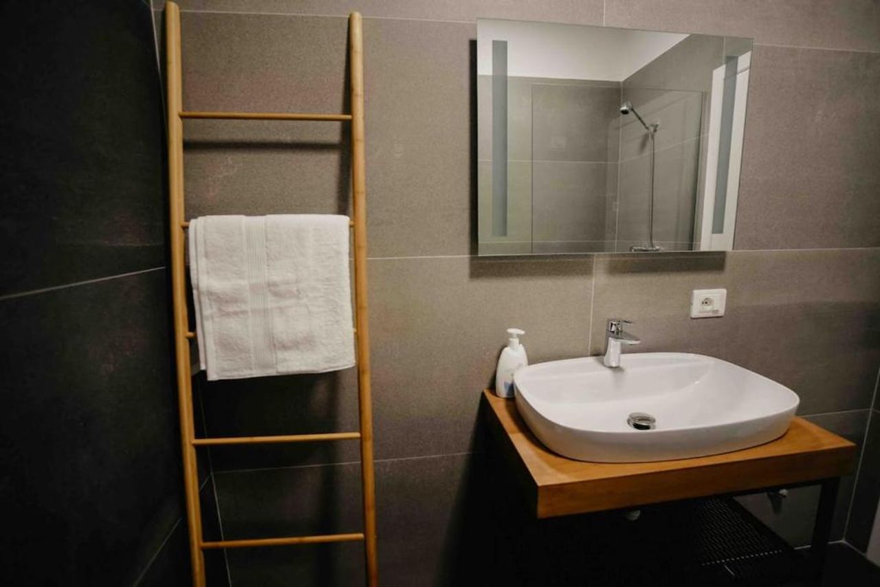 Tirana Yellow Apartment