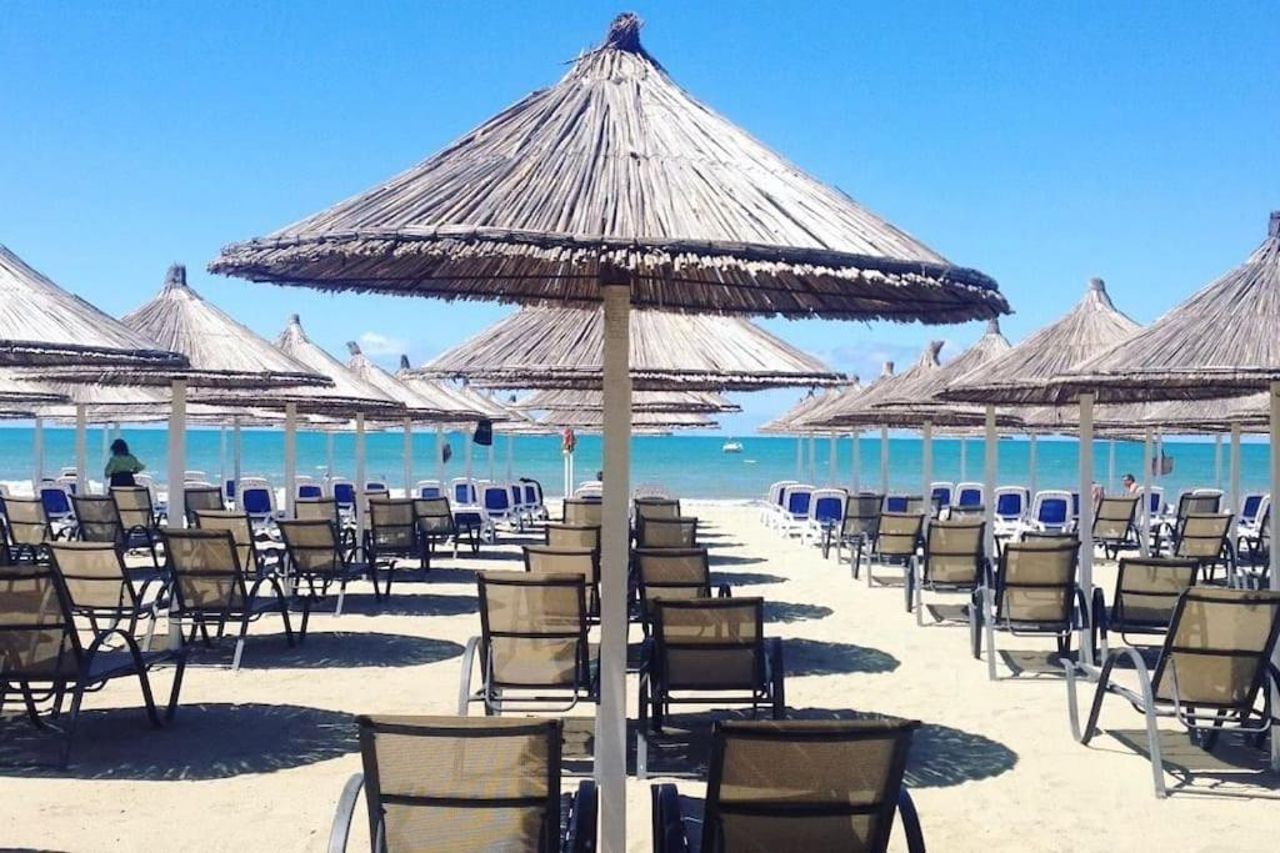 Charming apartment, Sea view Durrës Golem