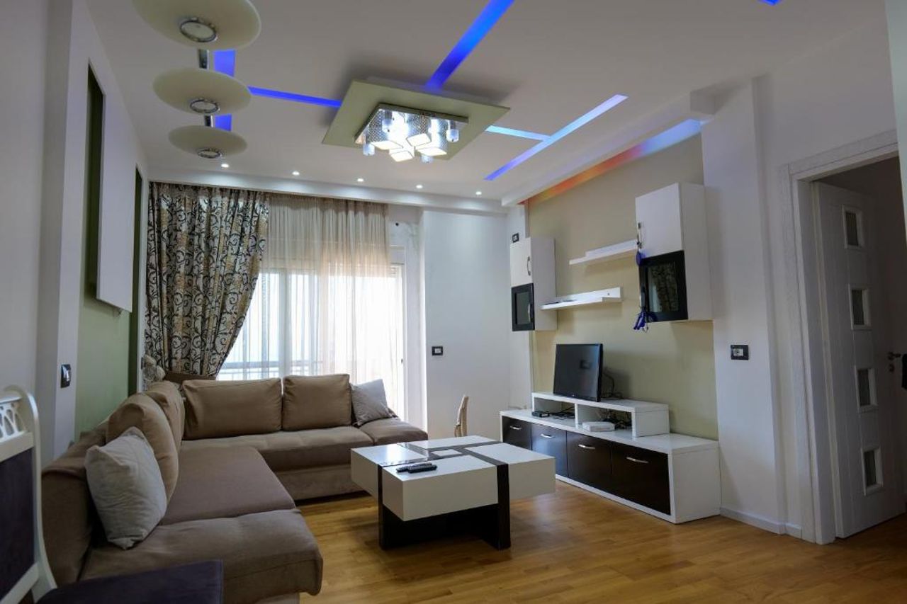 Sion Saranda Apartment 21 , a three bedroom apartment in the center of the city